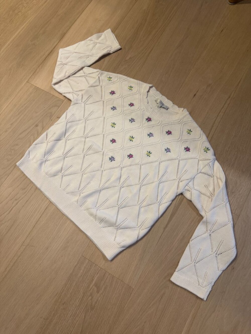 Cream Knit Sweater with Embroidered Flowers NEVER WORN